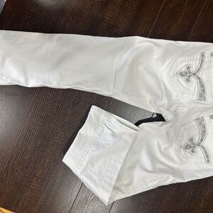 Rock Revival NWOT Capri White jeans